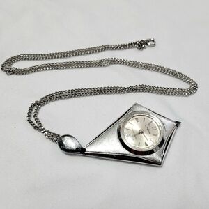 • vintage sheffield pendant watch •